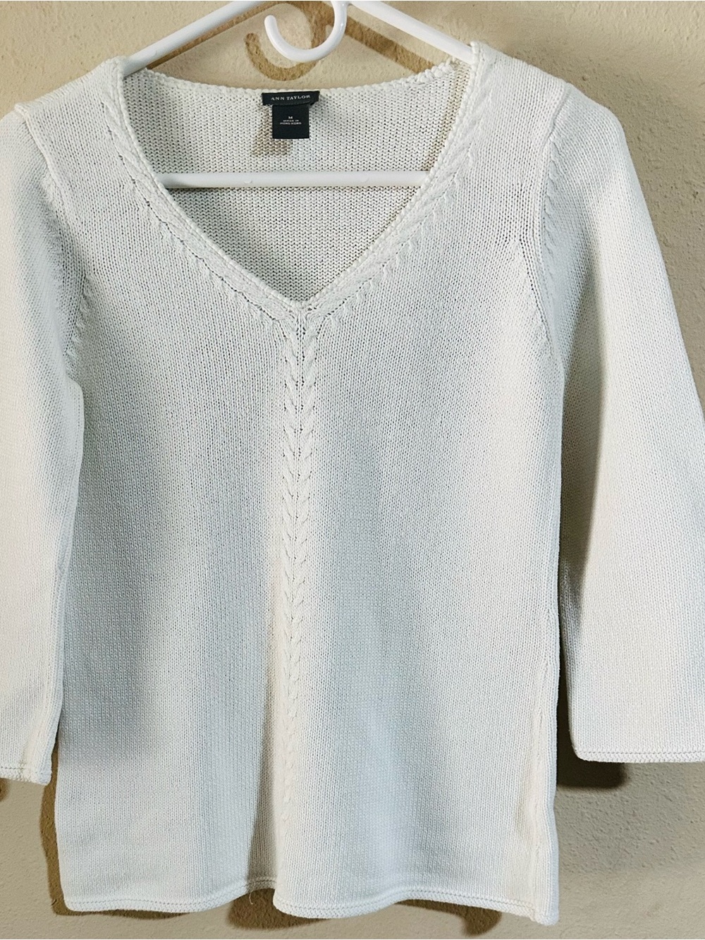 Ann Taylor Cream V-Neck Cable-Trim Knit Sweater 100% Mercerized Cotton